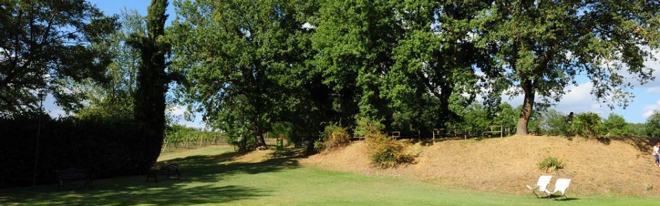 agriturismo-anghiari-in-toscana-con-ampio-giardino-13