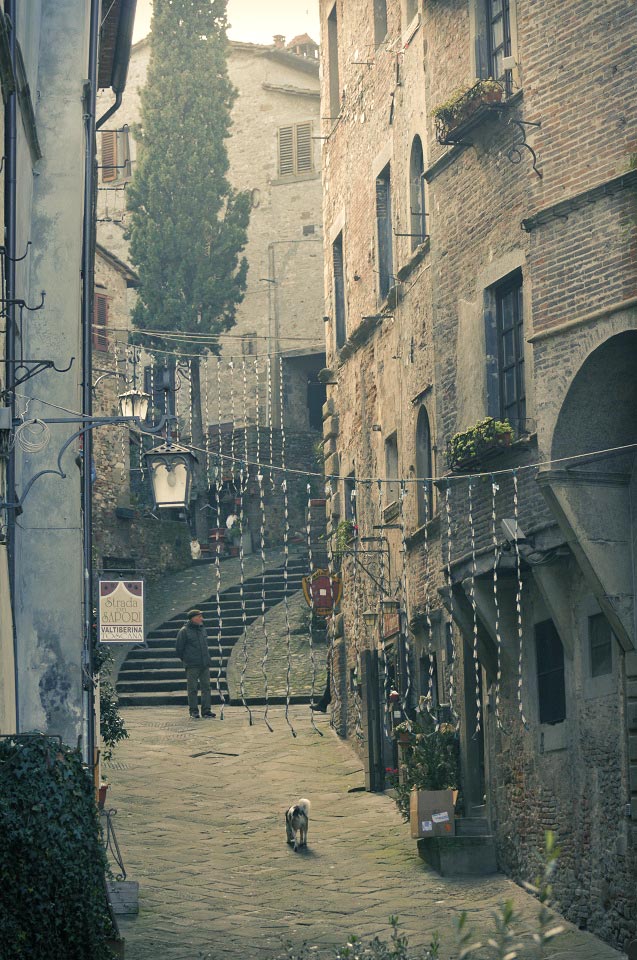 Anghiari-centro-storico-medievale-in-toscana-4